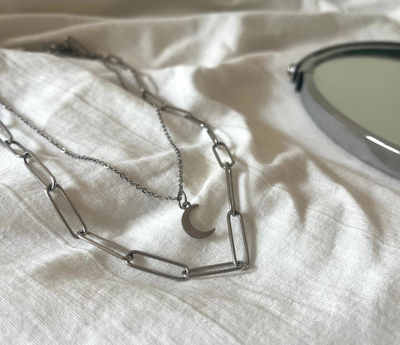 گردنبند ماه